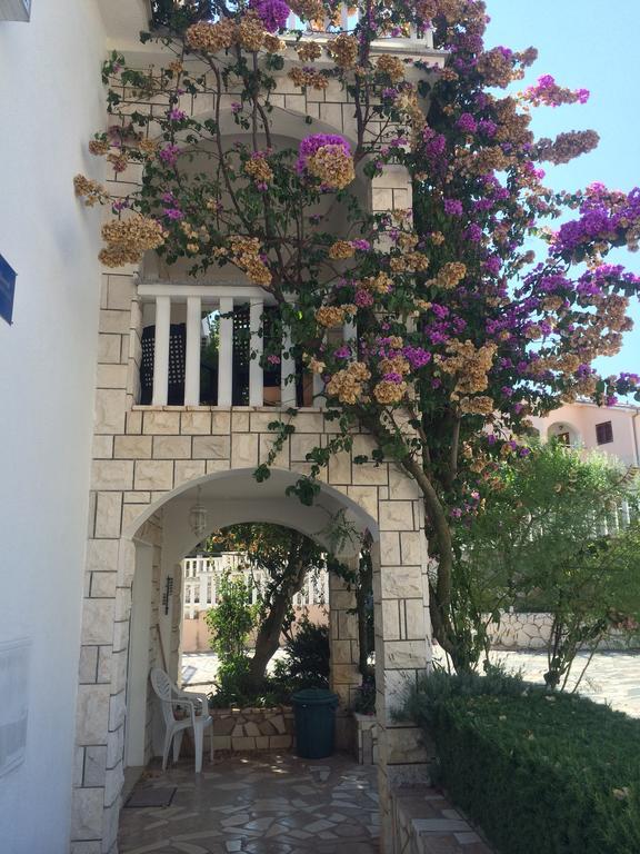 Suz-Ana Apartment Trogir Exterior photo