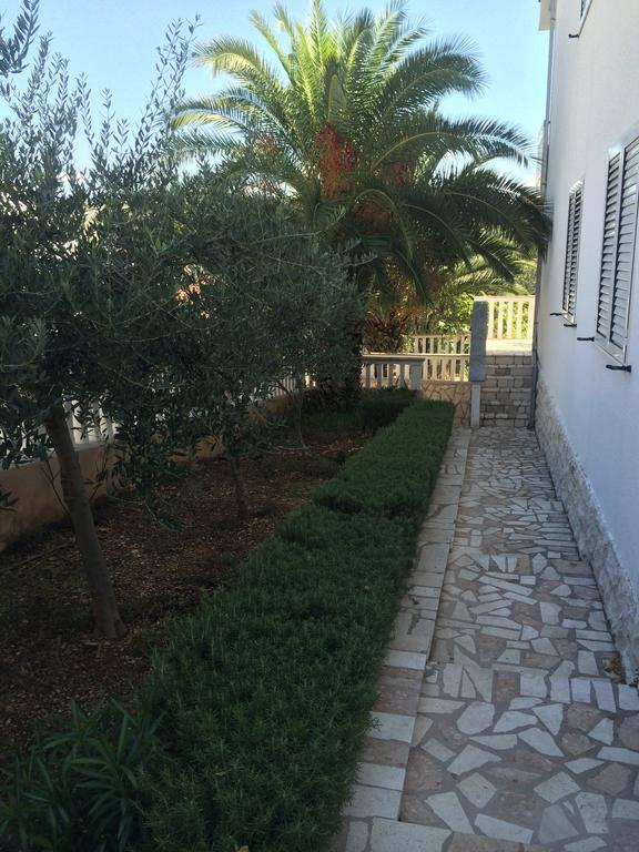 Suz-Ana Apartment Trogir Exterior photo