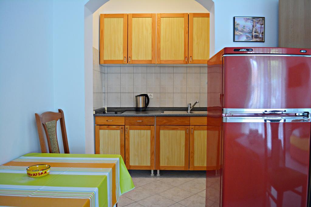 Suz-Ana Apartment Trogir Exterior photo