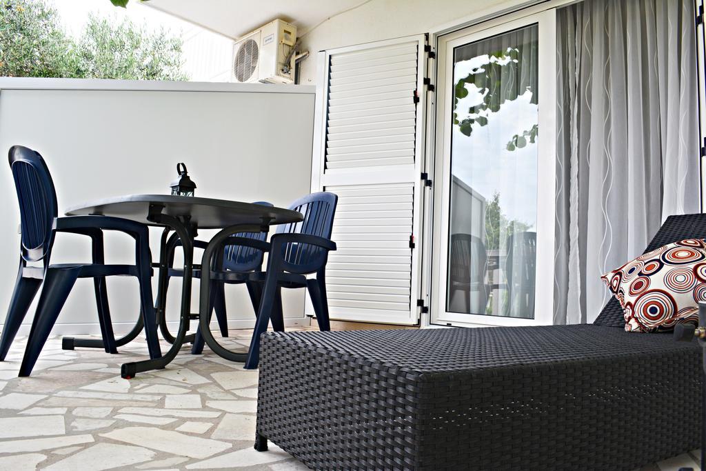 Suz-Ana Apartment Trogir Exterior photo