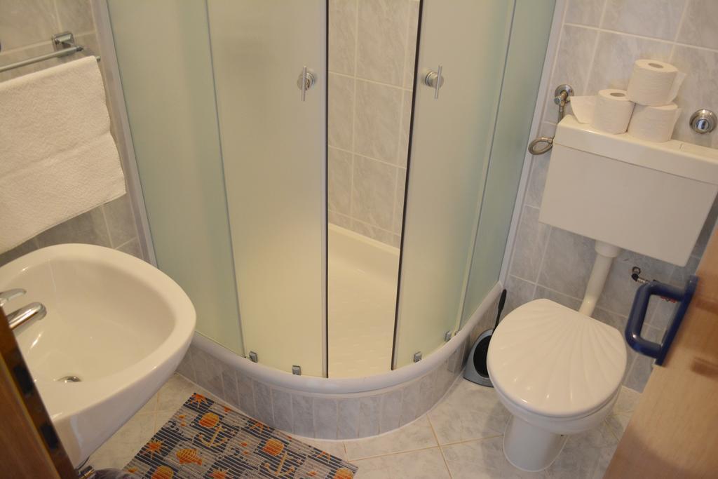 Suz-Ana Apartment Trogir Exterior photo