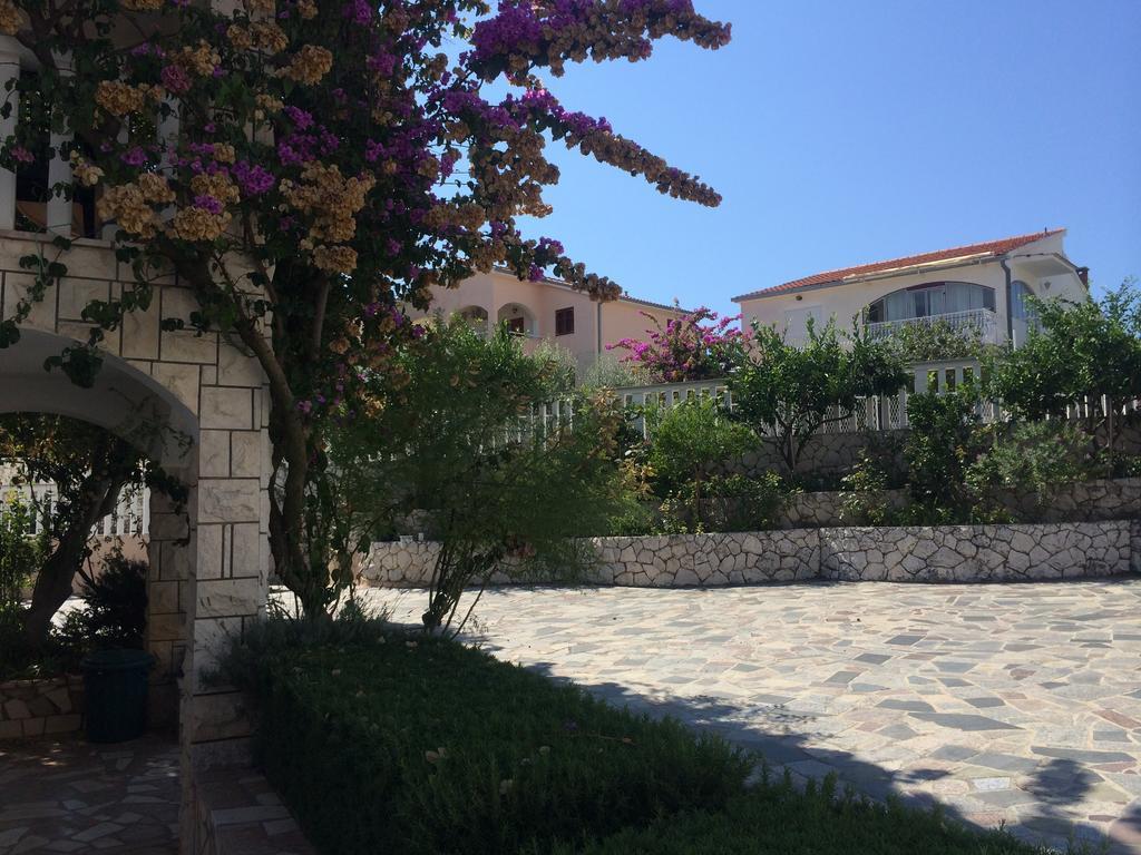 Suz-Ana Apartment Trogir Exterior photo