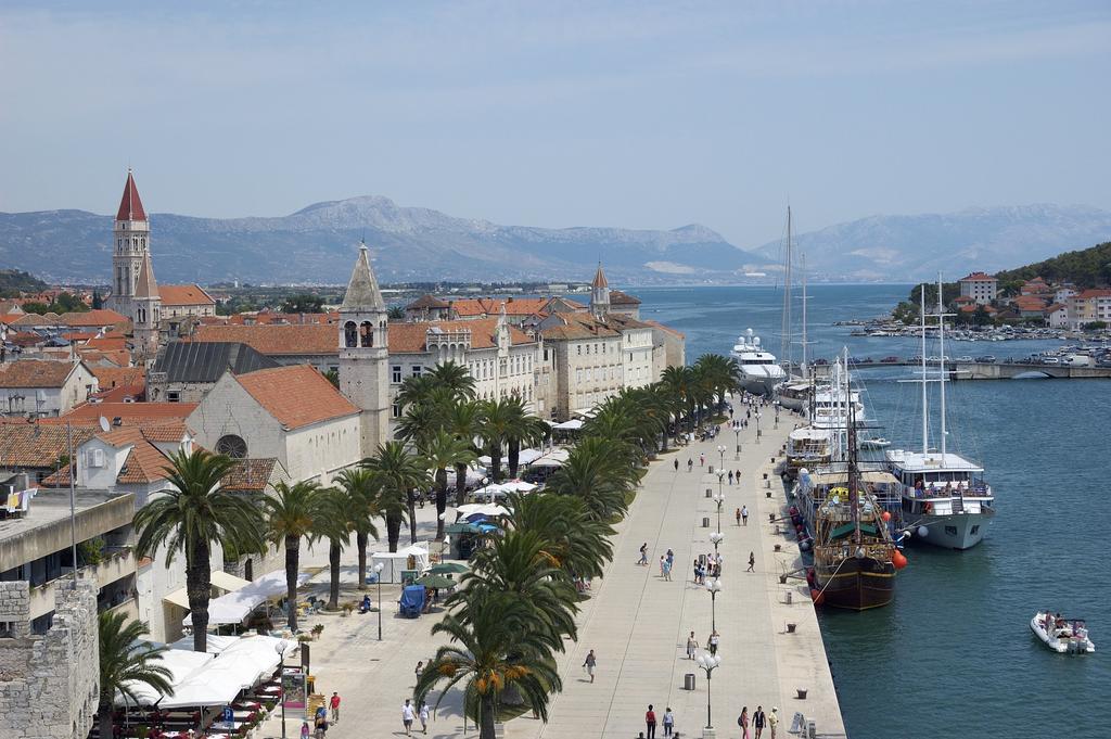 Suz-Ana Apartment Trogir Exterior photo